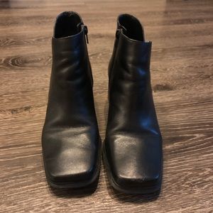 Pesaro black booties